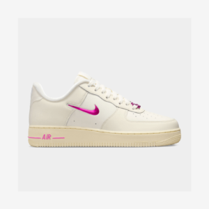 Nike Women's Air Force 1 Beige